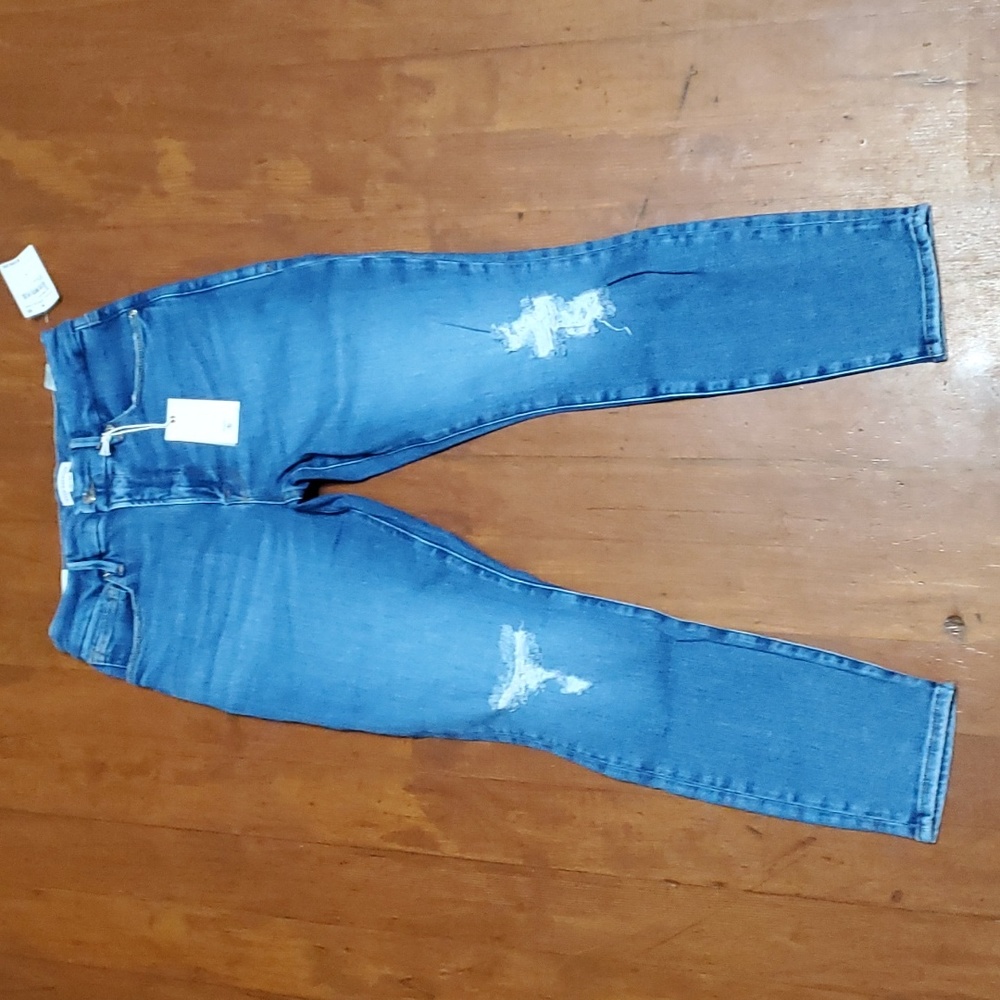 Good American Good Legs Crop